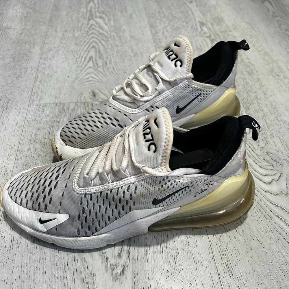 Nike Air Max 270 - women’s running shoes - size 8.5